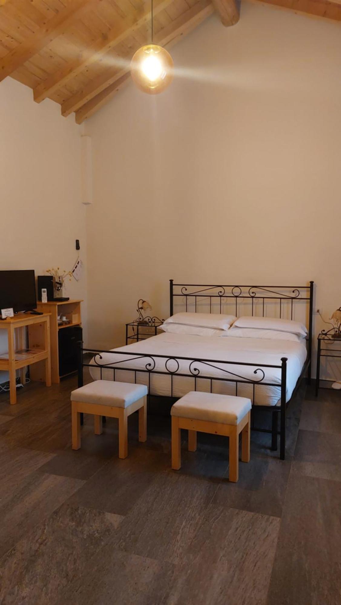 Agriturismo Pizzavacca Villanova sull'Arda Ngoại thất bức ảnh