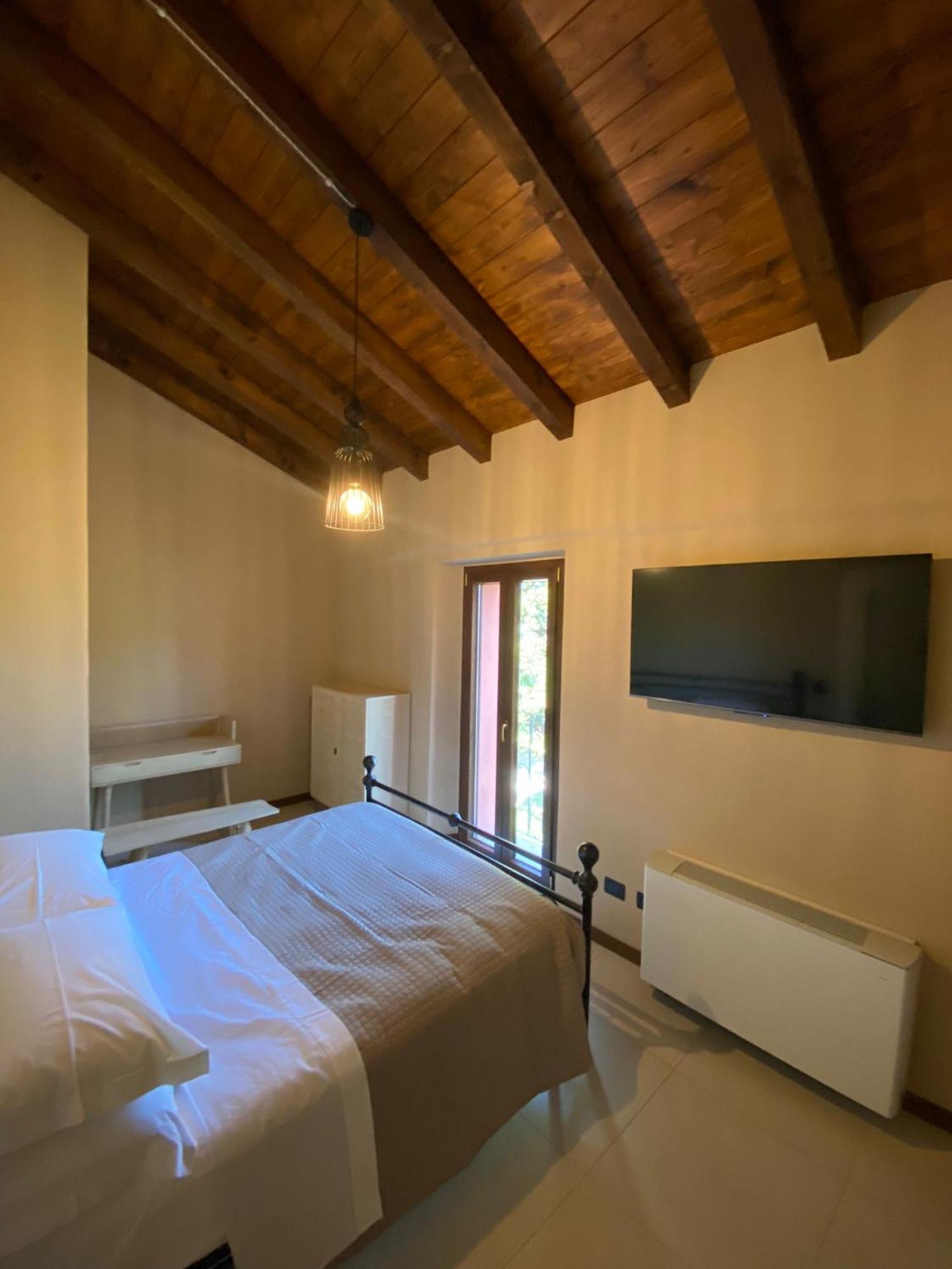 Agriturismo Pizzavacca Villanova sull'Arda Ngoại thất bức ảnh